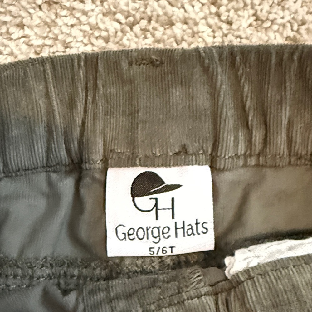 George Hats boys Dark Green Corduroy Pants. Size 5-6. Like new - Picture 2 of 3